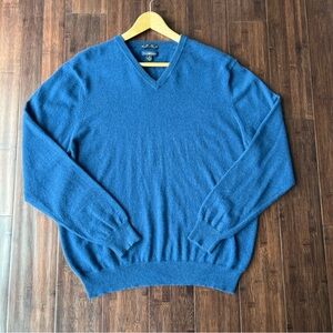 Club Room Sweater Mens XL Blue 2 Ply Estate Cashmere V Neck Knit Classic
